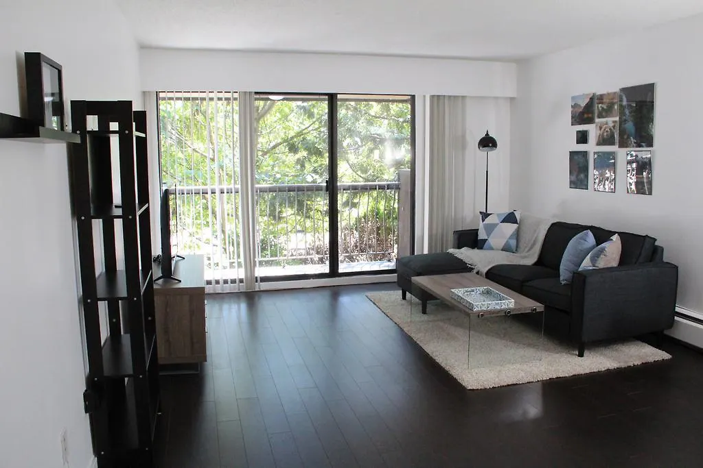 Twelve Oaks By Marquee Vancouver